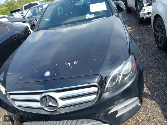 2017 Mercedes-Benz E 300 Luxury with VIN WDDZF4JB6HA056047, listed as a IAAI auction lot 42516474 with Not provided miles and . Bid and sale history available at DreamBid. Image 6.