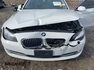 2013 BMW 5 Series 528i xDrive with VIN WBAXH5C53DDW16007, listed as a IAAI auction lot 41778356 with 90,498 mi miles and . Bid and sale history available at DreamBid. Image 6.