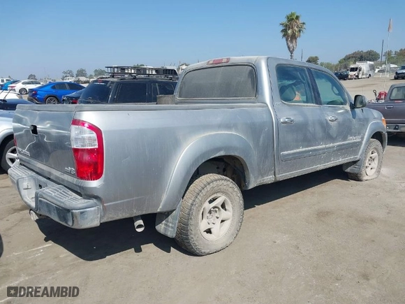 2005 Toyota Tundra SR5 with VIN 5TBET341X5S464119, listed as a IAAI auction lot 40121832 with 185,454 mi miles. Bid and sale history available at carsss.com. Image 4.