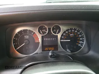 2007 Hummer H3 SUV z VIN 5GTDN13E078148136, wystawiony jako Copart lot #52379745 z przebiegiem 207 050 mil mil oraz Tytuł czysty. Historia ofert i sprzedaży dostępna na DreamBid. Obrazek 9.
