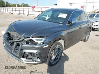 2018 Audi SQ5 Premium Plus z VIN WA1A4AFY1J2147407, wystawiony jako IAAI lot #40910292 z przebiegiem 74 942 mil mil oraz . Historia ofert i sprzedaży dostępna na DreamBid. Obrazek 17.