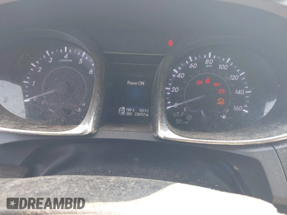 2013 Toyota Avalon XLE z VIN 4T1BK1EB6DU029564, wystawiony jako IAAI lot #42425157 z przebiegiem 228 767 mil mil oraz . Historia ofert i sprzedaży dostępna na DreamBid. Obrazek 15.