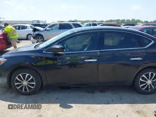 2017 Nissan Sentra SV with VIN 3N1AB7AP0HY275830, listed as a IAAI auction lot 42404390 with 119,856 mi miles and . Bid and sale history available at DreamBid. Image 14.