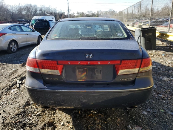 2007 Hyundai Azera SE with VIN KMHFC46F57A163182, listed as a Copart auction lot 37232464 with 194,239 mi miles and Non Repairable. Bid and sale history available at carsss.com. Image 6.
