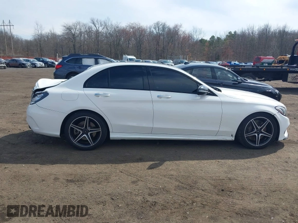 2016 Mercedes-Benz C 450 AMG z VIN 55SWF6EB9GU109668, wystawiony jako IAAI lot #41833350 z przebiegiem 104 567 mil mil oraz . Historia ofert i sprzedaży dostępna na DreamBid. Obrazek 13.