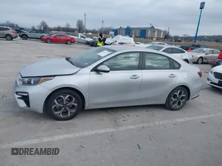 2021 Kia Forte LXS z VIN 3KPF24AD5ME269640, wystawiony jako IAAI lot #41381510 z przebiegiem 107 942 mil mil oraz . Historia ofert i sprzedaży dostępna na DreamBid. Obrazek 15.