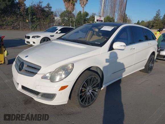 2007 Mercedes-Benz R 3.5L with VIN 4JGCB65E67A041599, listed as a IAAI auction lot 41776036 with 181,426 mi miles and . Bid and sale history available at DreamBid. Image 6.