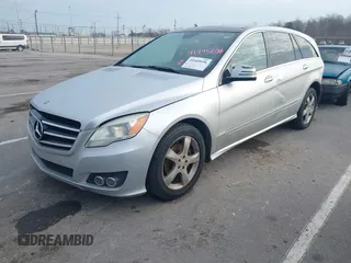 2011 Mercedes-Benz R with VIN 4JGCB6FE7BA118312, listed as a IAAI auction lot 41445696 with 228,925 mi miles. Bid and sale history available at carsss.com. Image 2.