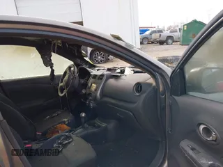 2012 Nissan Versa SL with VIN 3N1CN7AP2CL811697, listed as a IAAI auction lot 41813804 with 1 mi miles. Bid and sale history available at carsss.com. Image 5.