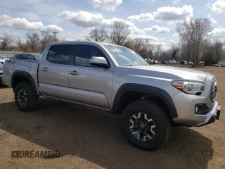 2021 Toyota Tacoma SR z VIN 5TFCZ5AN7MX272231, wystawiony jako Copart lot #52739255 z przebiegiem 67 414 mil mil oraz Szkoda całkowita • Salvage title. Historia ofert i sprzedaży dostępna na DreamBid. Obrazek 4.