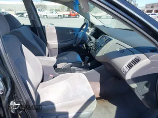 2001 Honda Accord EX z VIN JHMCG66881C015997, wystawiony jako IAAI lot #41902990 z przebiegiem Nie podano mil oraz . Historia ofert i sprzedaży dostępna na DreamBid. Obrazek 5.