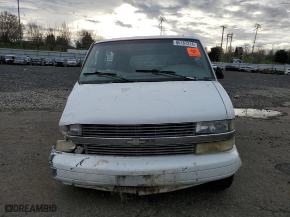 2000 Chevrolet Astro Passenger with VIN 1GNDM19W4YB137744, listed as a Copart auction lot 86167274 with 0 mi miles and Salvage Title. Bid and sale history available at carsss.com. Image 5.