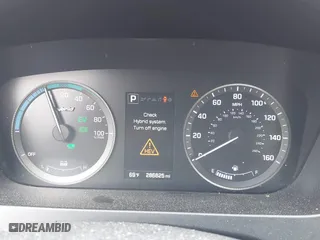 2017 Hyundai Sonata Hybrid Limited with VIN KMHE34L14HA055044, listed as a IAAI auction lot 42021191 with 286,825 mi miles. Bid and sale history available at carsss.com. Image 7.