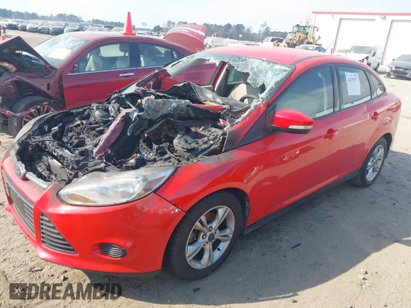 2014 Ford Focus SE with VIN 1FADP3F28EL353220, listed as a IAAI auction lot 41675973 with 1 mi miles. Bid and sale history available at carsss.com. Image 2.