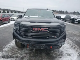 2024 GMC Sierra 1500 AT4 with VIN 3GTUUEE87RG166221, listed as a Copart auction lot 87049784 with 25,214 mi miles and Salvage Title. Bid and sale history available at carsss.com. Image 5.