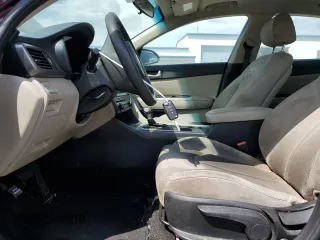 2018 Kia Optima LX with VIN 5XXGT4L3XJG182955, listed as a Copart auction lot 55645555 with 106,210 mi miles and Clean Title. Bid and sale history available at carsss.com. Image 7.