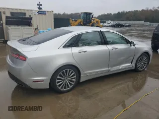 2019 Lincoln MKZ Standard with VIN 3LN6L5A91KR619118, listed as a Copart auction lot 82528044 with 10,541 mi miles and Salvage Title. Bid and sale history available at carsss.com. Image 3.