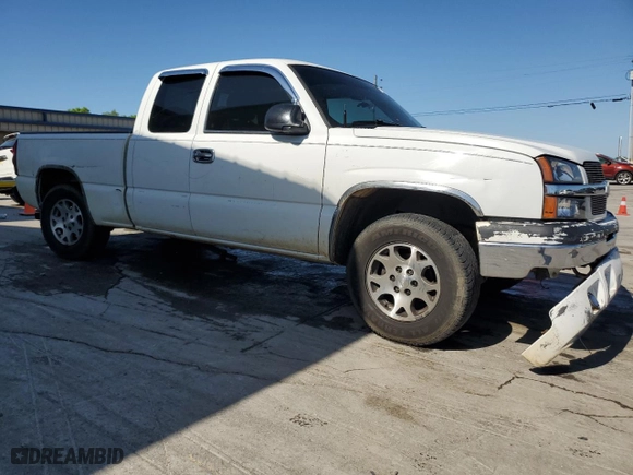 2004 Chevrolet Silverado 1500 LS with VIN 1GCEC19V54Z102350, listed as a Copart auction lot 52875355 with 155,334 mi miles and Salvage Title. Bid and sale history available at carsss.com. Image 4.