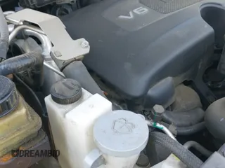 2017 Nissan Pathfinder S z VIN 5N1DR2MN0HC913937, wystawiony jako IAAI lot #42568001 z przebiegiem 91 107 mil mil oraz . Historia ofert i sprzedaży dostępna na DreamBid. Obrazek 19.