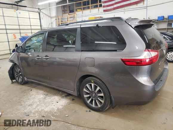 2018 Toyota Sienna XLE with VIN 5TDDZ3DCXJS208964, listed as a Copart auction lot 48735855 with 60,426 mi miles and Salvage Title. Bid and sale history available at carsss.com. Image 2.