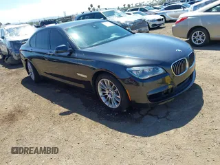 2015 BMW 7 Series 750i with VIN WBAYA8C59FD825698, listed as a IAAI auction lot 42009098 with 71,639 mi miles and . Bid and sale history available at DreamBid. Image 1.