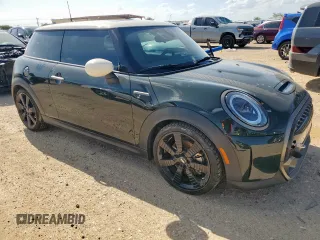 2023 MINI Hardtop Cooper S z VIN WMW53DH08P2S76236, wystawiony jako Copart lot #61500325 z przebiegiem 38 861 mil mil oraz Szkoda całkowita • Salvage title. Historia ofert i sprzedaży dostępna na DreamBid. Obrazek 4.