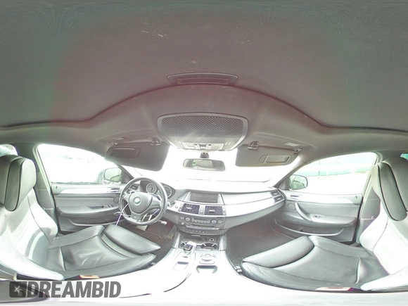 2013 BMW X6 xDrive50i z VIN 5UXFG8C57DL591149, wystawiony jako Copart lot #56979865 z przebiegiem 94 251 mil mil oraz Szkoda całkowita • Salvage title. Historia ofert i sprzedaży dostępna na DreamBid. Obrazek 13.