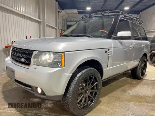 2011 Land Rover Range Rover HSE Lux z VIN SALMF1D42BA355759, wystawiony jako Copart lot #59821605 z przebiegiem 77 618 mil mil oraz Szkoda całkowita • Salvage title. Historia ofert i sprzedaży dostępna na DreamBid. Obrazek 2.
