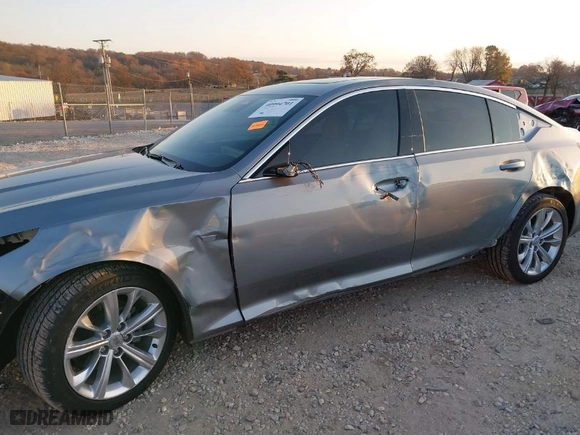 2025 Cadillac CT5 Premium Luxury with VIN 1G6DS5RW8S0101910, listed as a IAAI auction lot 40994701 with 2,842 mi miles. Bid and sale history available at carsss.com. Image 18.