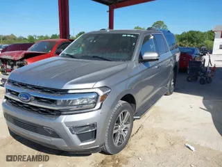 2022 Ford Expedition Max Limited with VIN 1FMJK1KT8NEA27089, listed as a IAAI auction lot 41762907 with NaN miles. Bid and sale history available at carsss.com. Image 2.