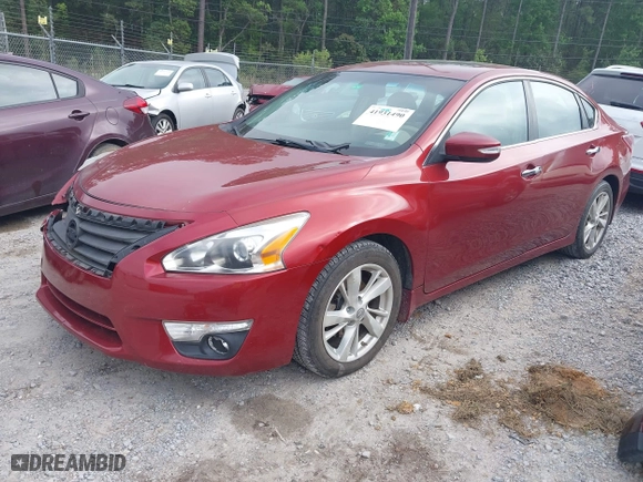 2013 Nissan Altima 2.5 SL with VIN 1N4AL3AP5DN408095, listed as a IAAI auction lot 41931490 with 173,261 mi miles. Bid and sale history available at carsss.com. Image 2.