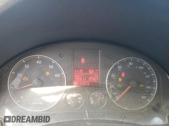 2008 Volkswagen Jetta SE z VIN 3VWRM71K58M030606, wystawiony jako Copart lot #56830665 z przebiegiem 192 611 mil mil oraz Szkoda całkowita • Salvage title. Historia ofert i sprzedaży dostępna na DreamBid. Obrazek 9.