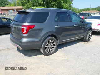 2017 Ford Explorer Platinum z VIN 1FM5K8HT0HGB85923, wystawiony jako IAAI lot #42399738 z przebiegiem 107 592 mil mil oraz . Historia ofert i sprzedaży dostępna na DreamBid. Obrazek 4.