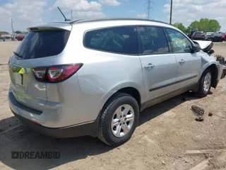 2014 Chevrolet Traverse LS z VIN 1GNKVFED1EJ334488, wystawiony jako IAAI lot #42199428 z przebiegiem Nie podano mil oraz . Historia ofert i sprzedaży dostępna na DreamBid. Obrazek 4.