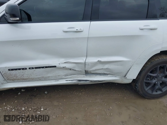 2020 Jeep Grand Cherokee Limited X with VIN 1C4RJFBG2LC242101, listed as a IAAI auction lot 42129240 with 60,479 mi miles and . Bid and sale history available at DreamBid. Image 6.