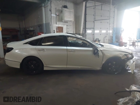 2019 Honda Accord Touring with VIN 1HGCV2F93KA032259, listed as a IAAI auction lot 41953625 with Not provided miles and . Bid and sale history available at DreamBid. Image 13.