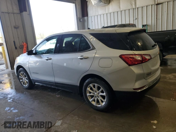 2018 Chevrolet Equinox LT z VIN 3GNAXJEV3JL104472, wystawiony jako Copart lot #55535805 z przebiegiem 119 748 mil mil oraz Czysty tytuł • Clean title. Historia ofert i sprzedaży dostępna na DreamBid. Obrazek 2.