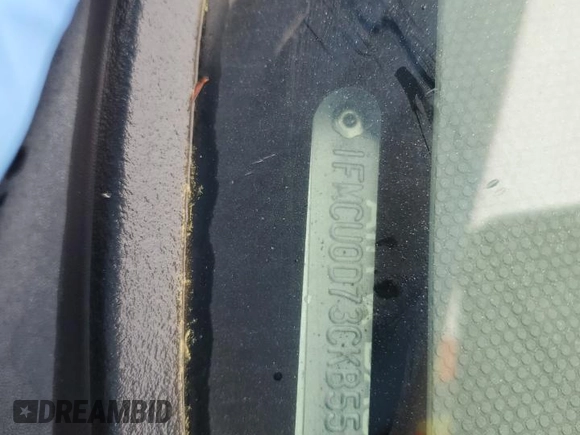 2012 Ford Escape XLT с VIN 1FMCU0D73CKB55395, выставлен на аукционе Copart как лот 80398044 с пробегом 159 656 миль миль и Списание • Salvage title. История ставок и продаж доступна на DreamBid. Изображение 12.