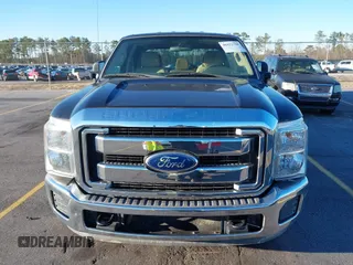 2011 Ford F-250 XL with VIN 1FT7W2A63BEC39043, listed as a IAAI auction lot 40421798 with 54,292 mi miles and . Bid and sale history available at carsss.com. Image 12.