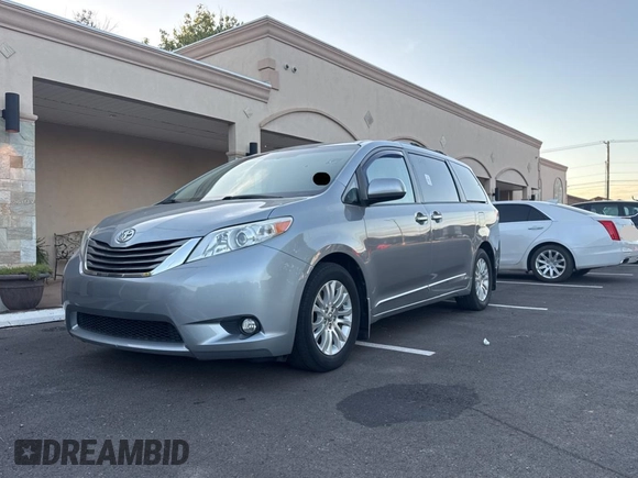2013 Toyota Sienna XLE AAS with VIN 5TDYK3DC6DS398059, listed as a Copart auction lot 56074325 with 186,212 mi miles and Clean Title. Bid and sale history available at DreamBid. Image 2.