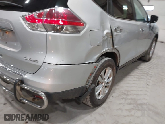 2015 Nissan Rogue SL with VIN 5N1AT2MV0FC892752, listed as a IAAI auction lot 41886666 with 101,024 mi miles and . Bid and sale history available at carsss.com. Image 18.