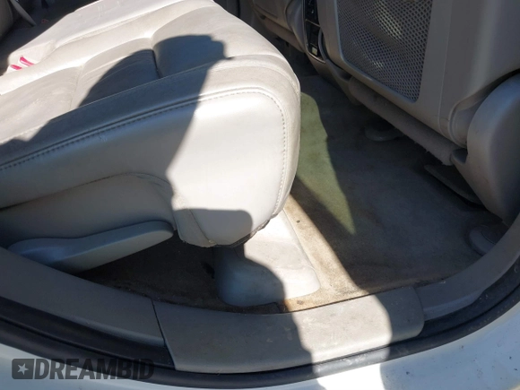 2012 Jeep Grand Cherokee Laredo with VIN 1C4RJFAT4CC229204, listed as a IAAI auction lot 41659491 with 141,143 mi miles. Bid and sale history available at carsss.com. Image 8.