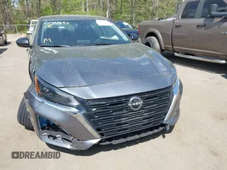 2024 Nissan Altima 2.5 SV with VIN 1N4BL4DV6RN354978, listed as a IAAI auction lot 42093474 with 22,406 mi miles. Bid and sale history available at carsss.com. Image 12.