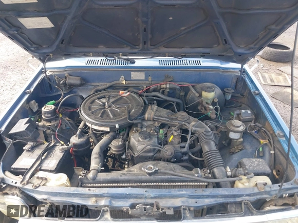 1988 Toyota Pickup with VIN JT4RN50R5J5169942, listed as a IAAI auction lot 42152517 with 218,579 mi miles and . Bid and sale history available at DreamBid. Image 10.