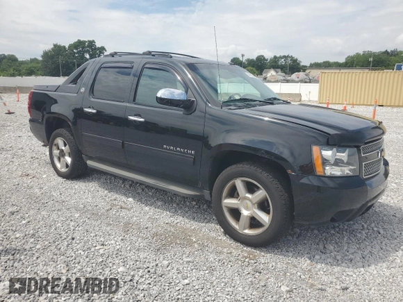 2013 Chevrolet Avalanche LT with VIN 3GNTKFE74DG348568, listed as a Copart auction lot 64982385 with 225,417 mi miles and Clean title. Bid and sale history available at DreamBid. Image 4.