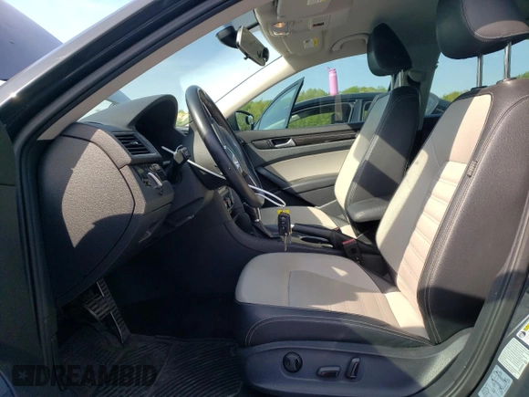 2015 Volkswagen Passat Sport с VIN 1VWBT7A30FC011702, выставлен на аукционе Copart как лот 56506125 с пробегом 115 399 миль миль и Чистый • Clean title. История ставок и продаж доступна на DreamBid. Изображение 7.