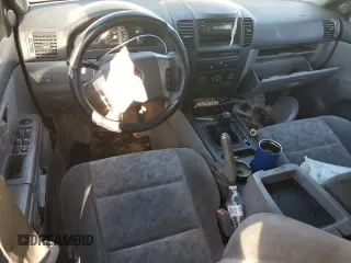 2006 Kia Sorento LX z VIN KNDJD733565554332, wystawiony jako Copart lot #87100544 z przebiegiem 212 084 mil mil oraz Nie do naprawy • Non repairable. Historia ofert i sprzedaży dostępna na DreamBid. Obrazek 8.