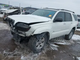 2008 Toyota 4Runner SR5 with VIN JTEZU14R58K015907, listed as a IAAI auction lot 41626302 with 249,278 mi miles. Bid and sale history available at carsss.com. Image 2.