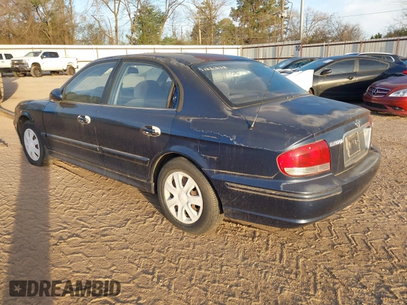 2003 Hyundai Sonata with VIN KMHWF25S93A887316, listed as a IAAI auction lot 41714217 with 299,890 mi miles. Bid and sale history available at carsss.com. Image 3.