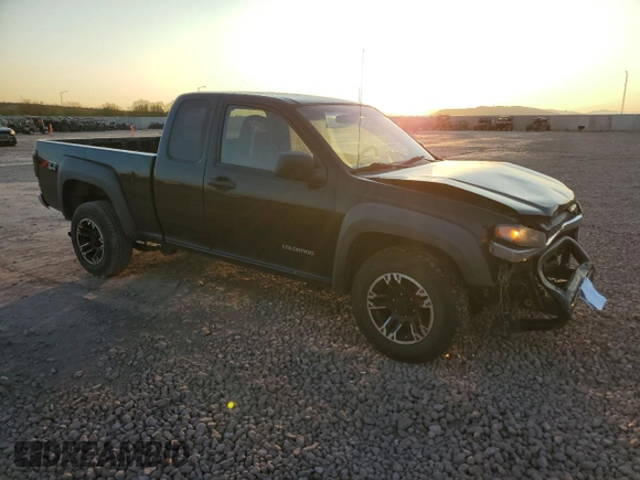 2005 Chevrolet Colorado LS Z71 z VIN 1GCDT196658182639, wystawiony jako Copart lot #43548385 z przebiegiem 183 129 mil mil oraz Szkoda całkowita • Salvage title. Historia ofert i sprzedaży dostępna na DreamBid. Obrazek 4.